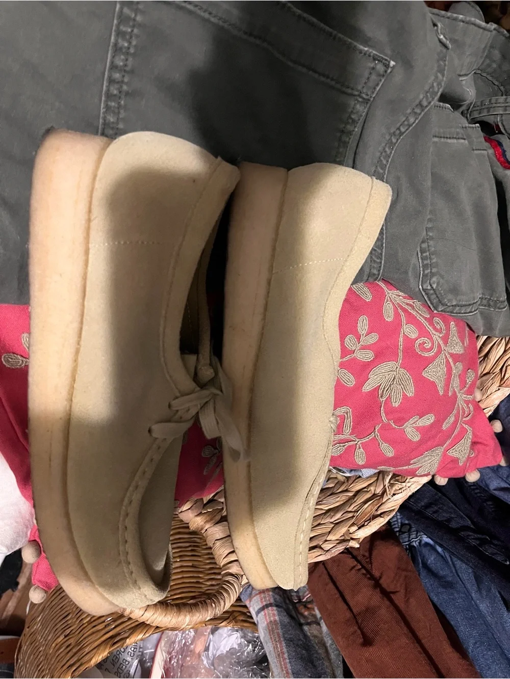 Clark’s Originals Wallabee Chukka Women’s Shoes